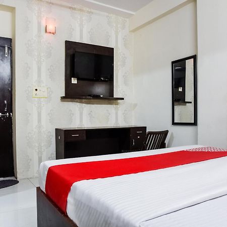 Hotel O Radhika Palace Бхопал Екстер'єр фото