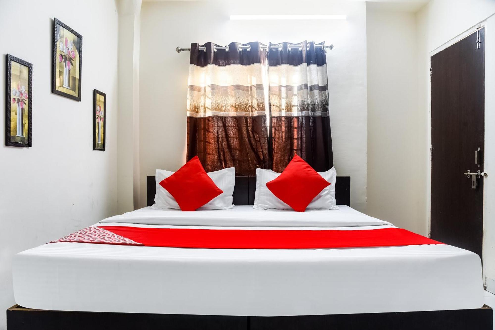 Hotel O Radhika Palace Бхопал Екстер'єр фото